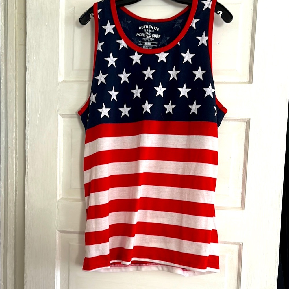 Pacific Surf Star-Patterned Tank Top